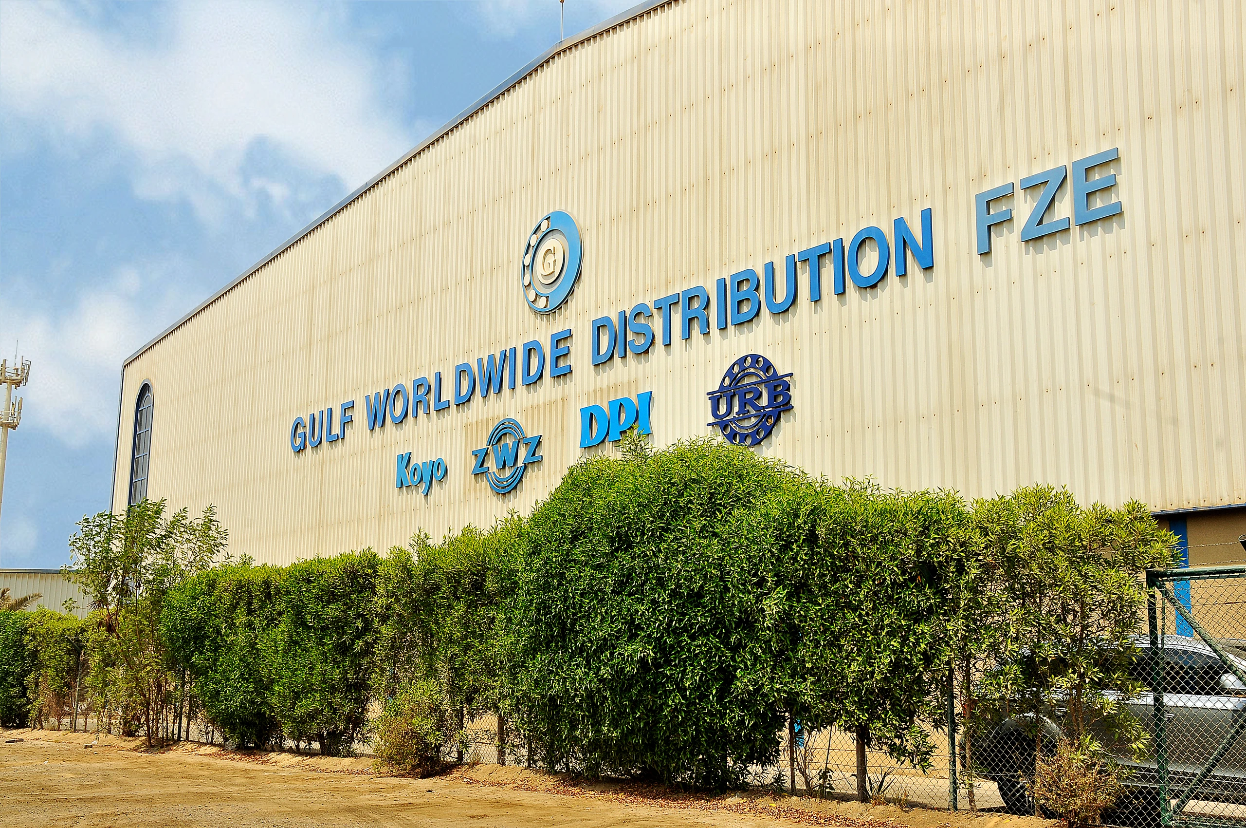 Industrial warehouse and offices in Dubai