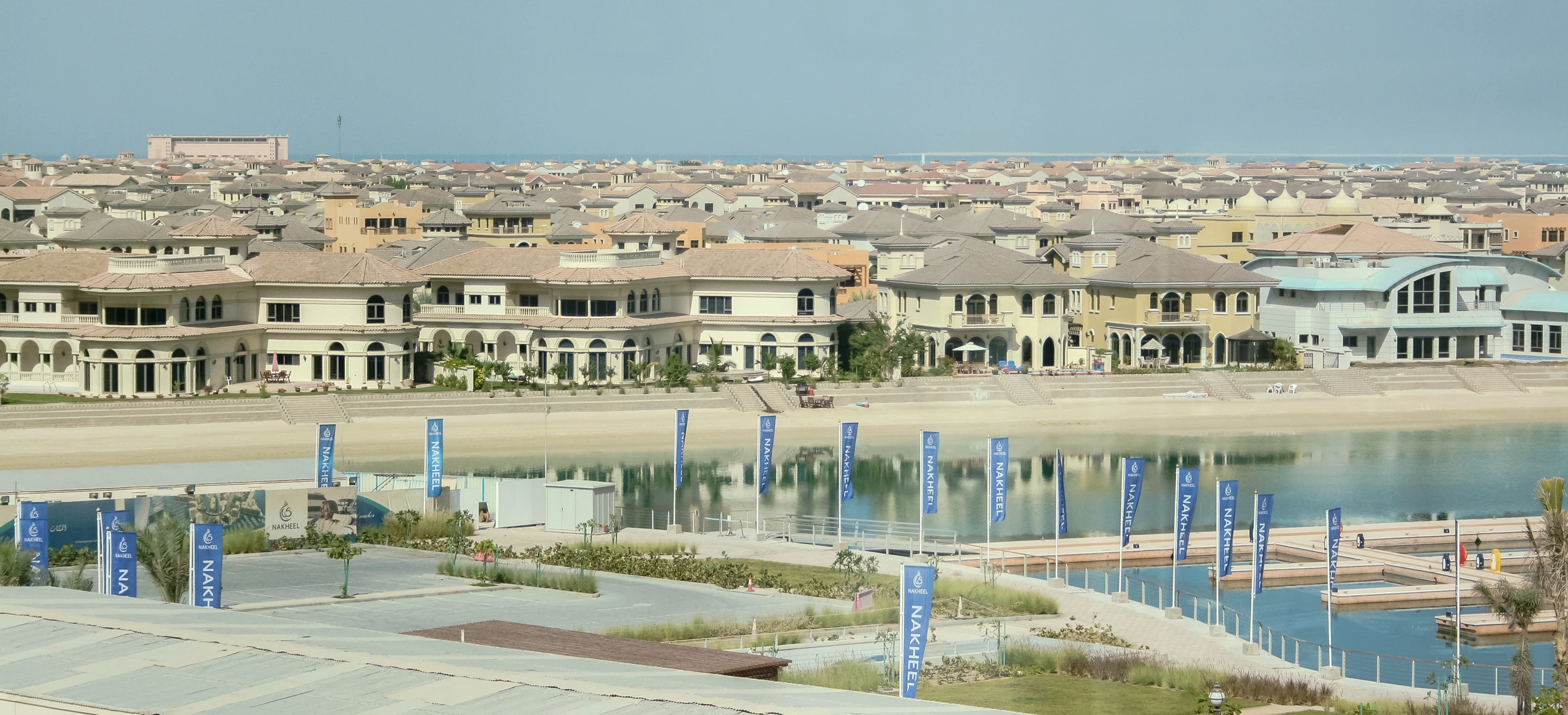 Villas on Palm Jumeirah, Dubai